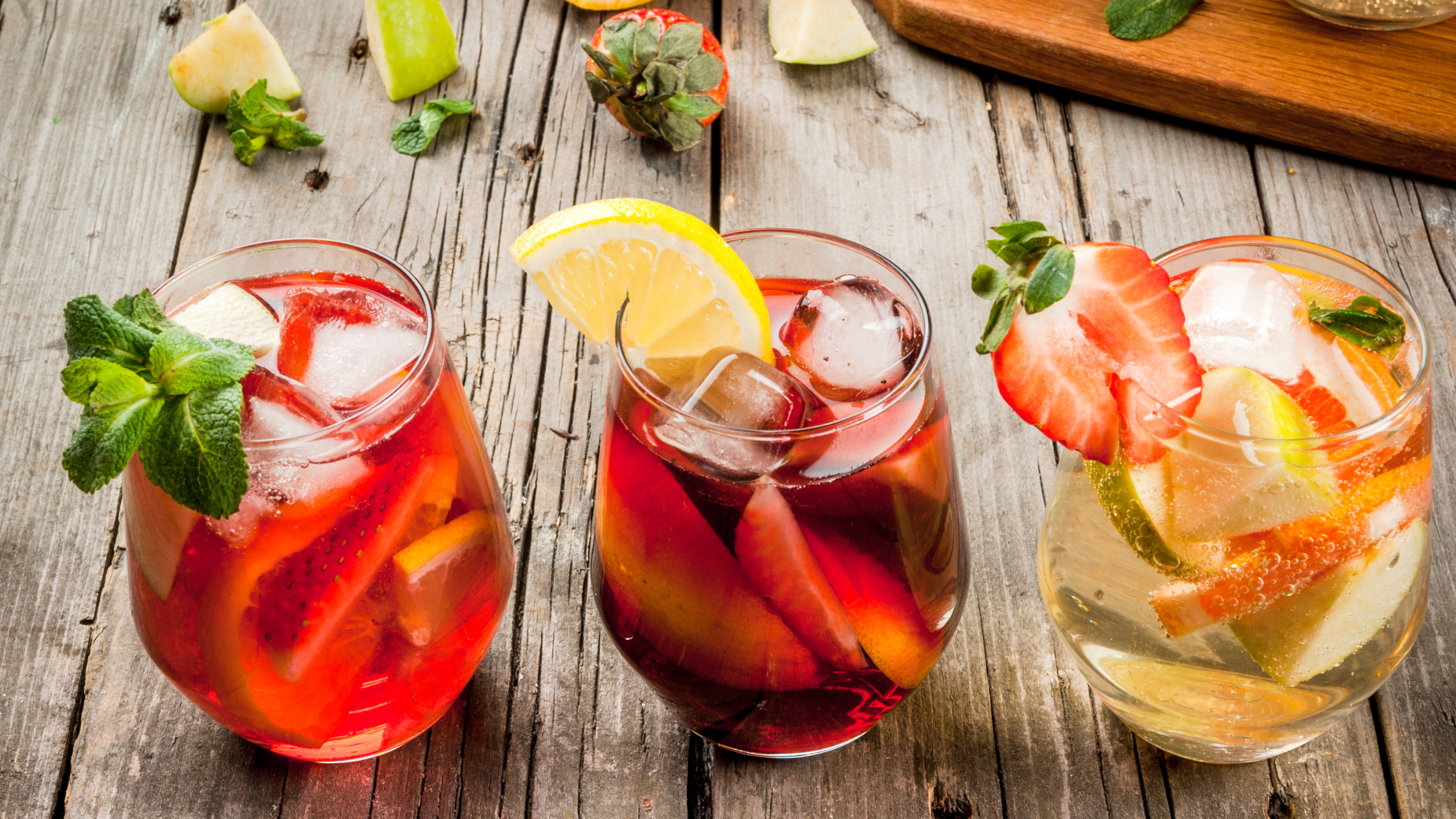 3 Must-Try Summer Sangria Recipes  